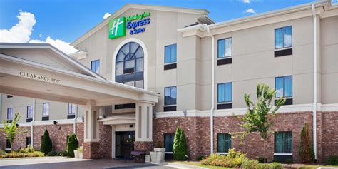 hotels in powder springs.